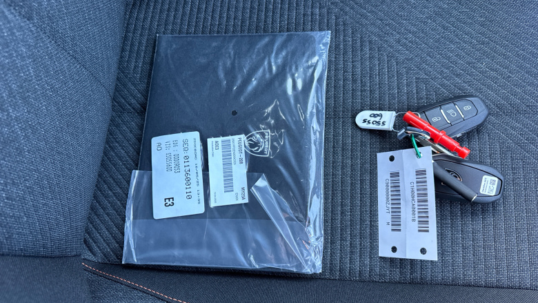 Peugeot 208 1.2 PureTech 100 Style 5dr Petrol Hatchback